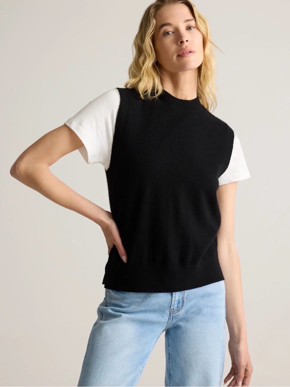 Quince Women’s Mongolian Cashmere 2.0 Mock Neck Sweater Vest Black Sz Medium